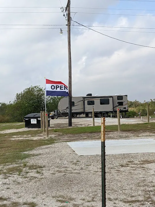 Beside The Bay RV Park Picture 2