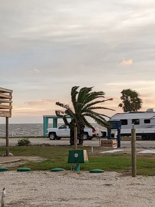 Beside The Bay RV Park Picture 5