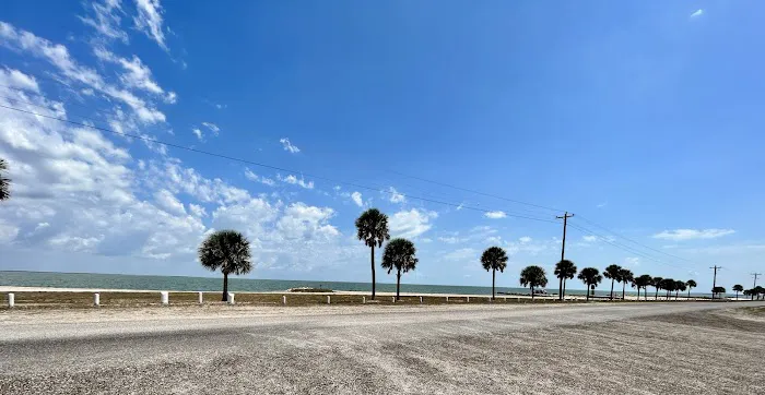 Pelican's Post RV Park Picture 5