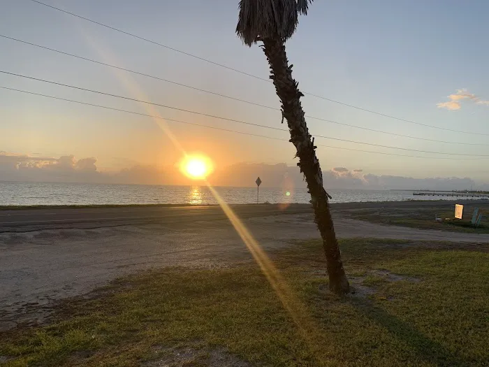 Bay Vista RV Park at Magnolia Beach Picture 1