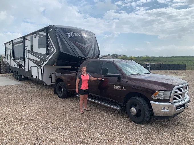 Magnolia Beach RV Park - Port Lavaca Texas Picture 3