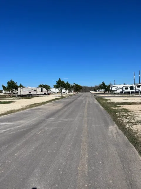 Steelhorn RV Park Picture 3
