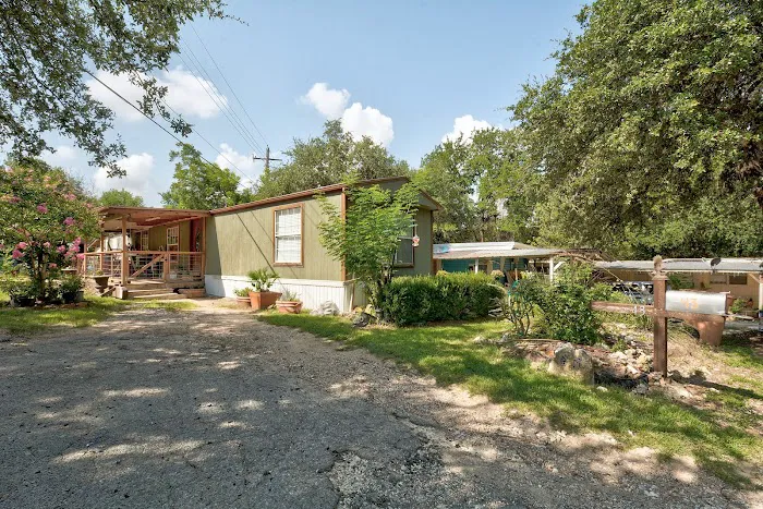 Woodview Community Picture 4