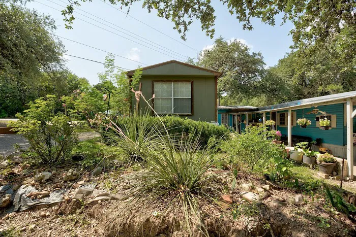 Woodview Community Picture 6