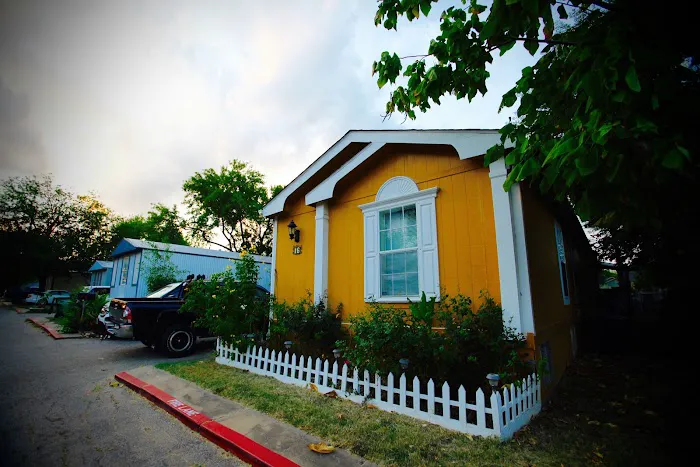 Little Texas MHC Picture 5