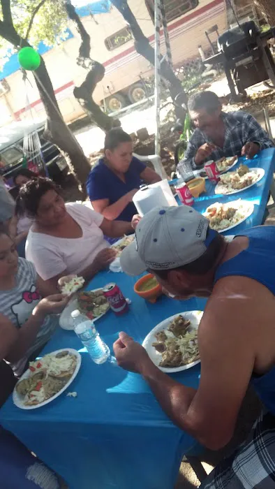 Lakeside RV Park Picture 2