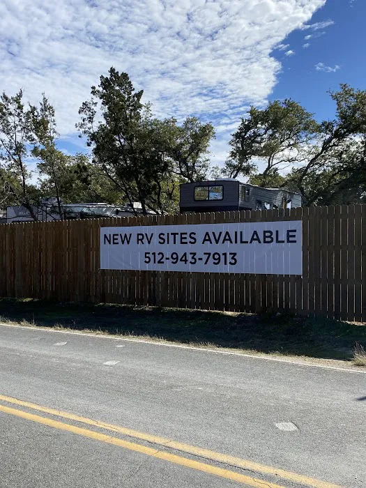 Lakeside RV Park Picture 2