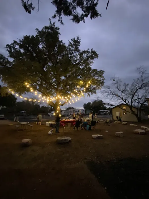 Lakeside RV Park Picture 5