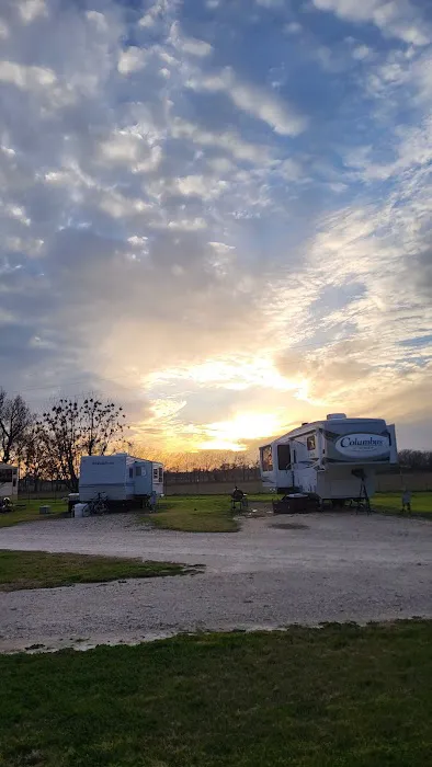 N C's Mobile Home Park Picture 1