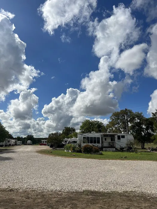 Patriot RV Park - Seguin Picture 5