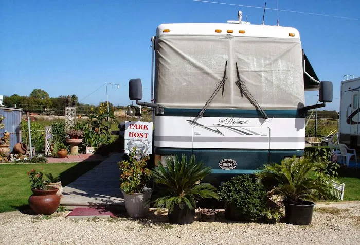 Patriot RV Park - Seguin Picture 9