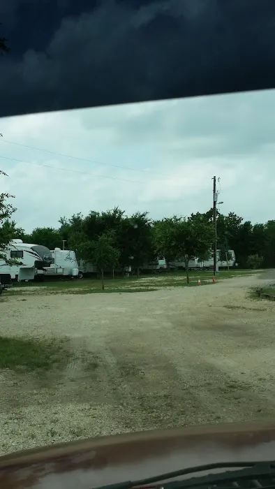 Pecan Creek RV Park Picture 4