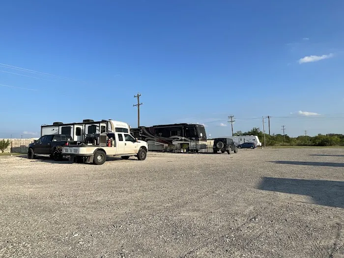 Gone Bananas RV Park Picture 2