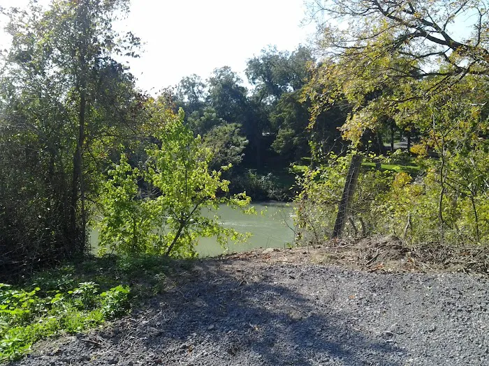 Hot Shot RV Park Picture 5