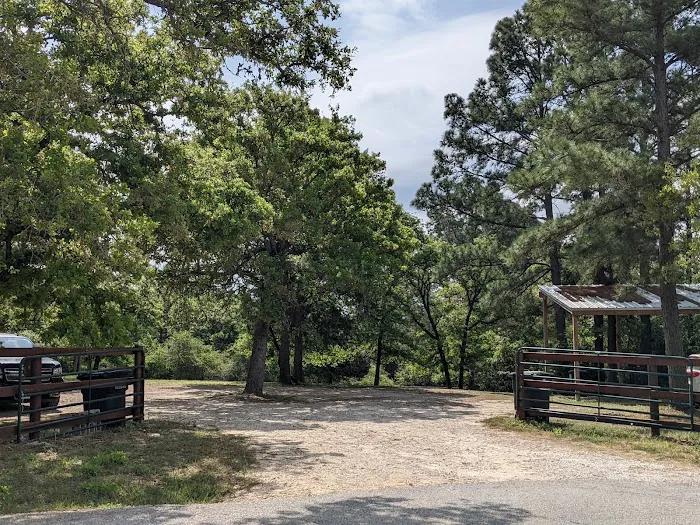 Piney Nook RV Park Picture 3