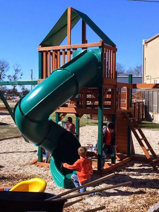 Pecan Park Riverside RV Park Picture 7