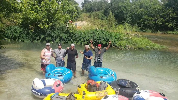 Blind Salamander RV Park Picture 4