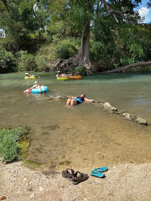 Blind Salamander RV Park Picture 9