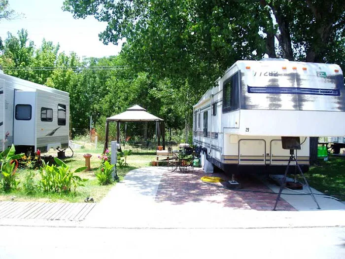 San Marcos Springs RV Park Picture 3