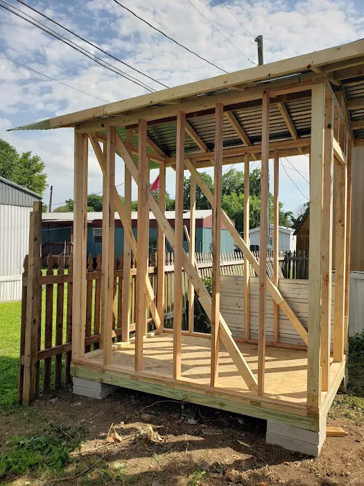 Whispering Oaks Picture 3