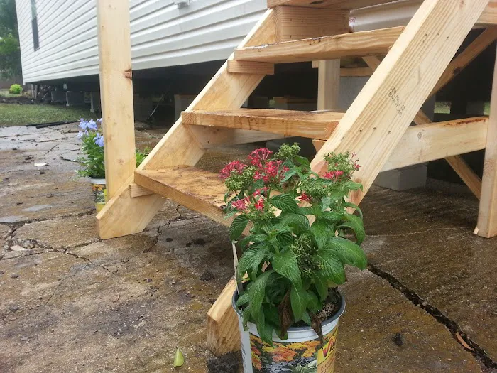 Whispering Oaks Picture 2