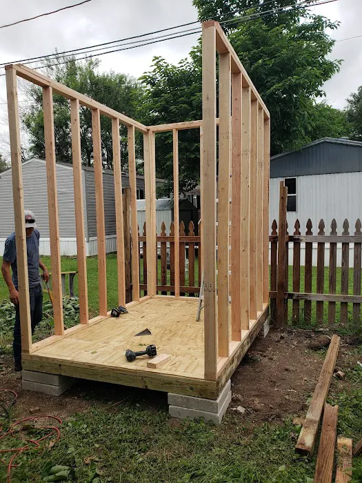 Whispering Oaks Picture 6