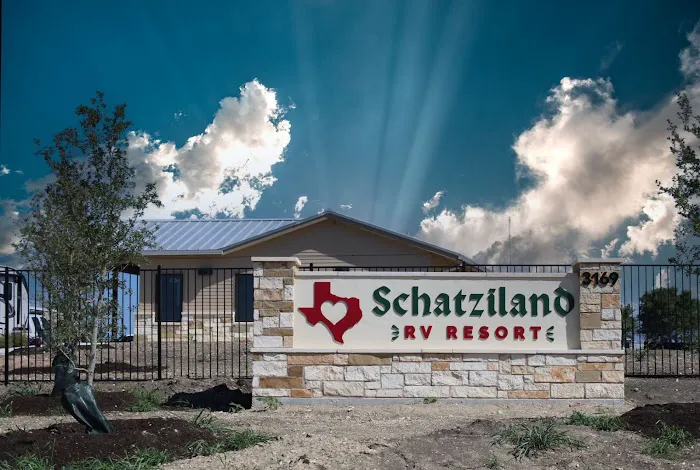 Schatziland RV Resort Picture 6