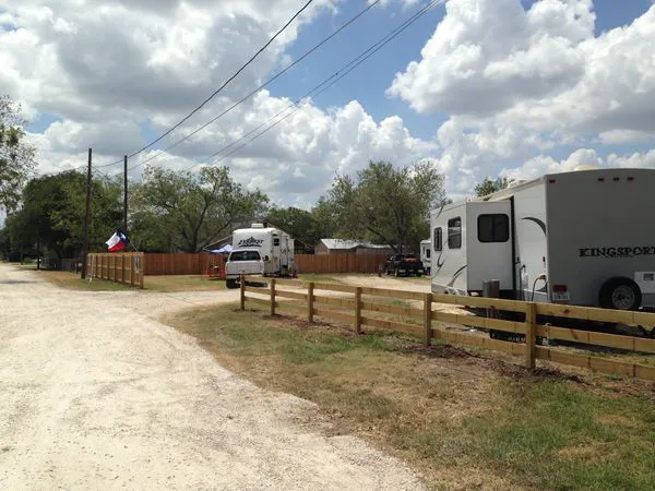 Tejas Extended Stay RV Park Picture 4