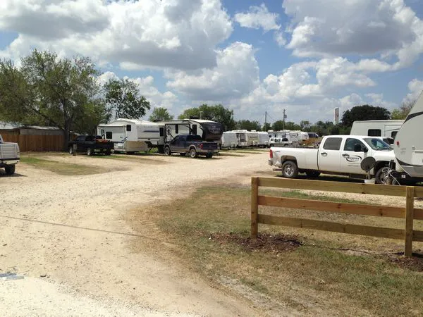 Tejas Extended Stay RV Park Picture 3