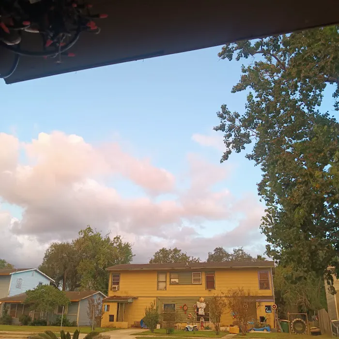 Wayside RV Mobile Home Village Picture 9