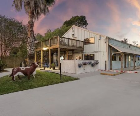 Victoria RV Park by QRV