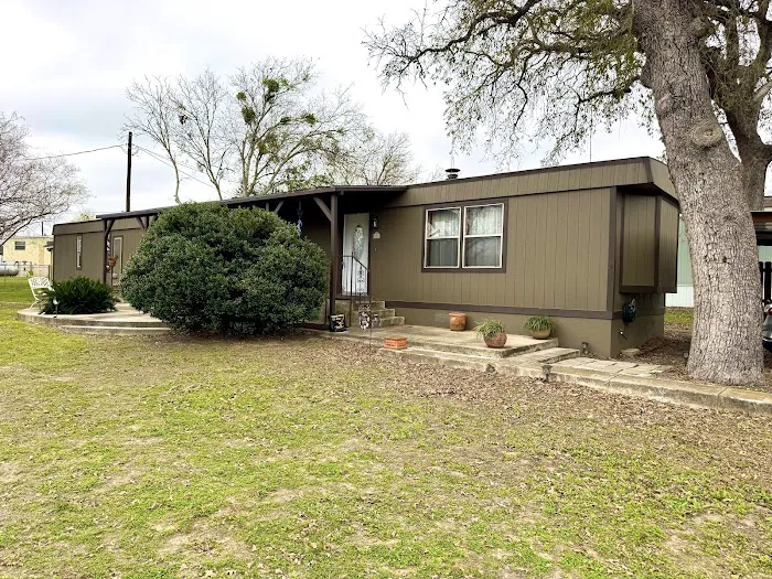 Sun Country Mobile Home Park Picture 8