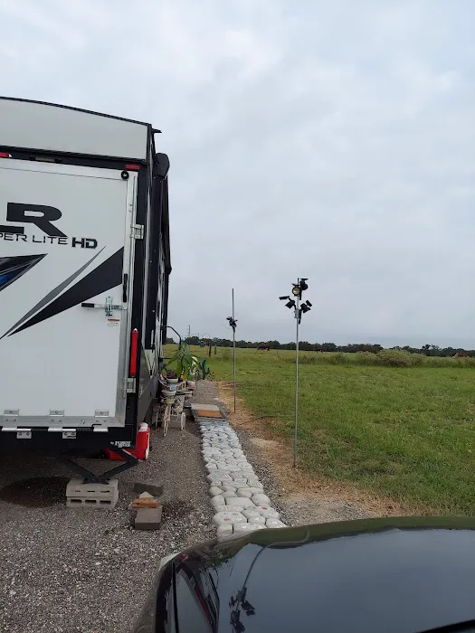 Eagle's Nest RV Park Picture 9