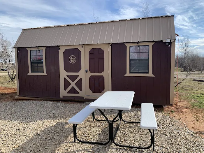 L’Lees rv park and paddocks Picture 4