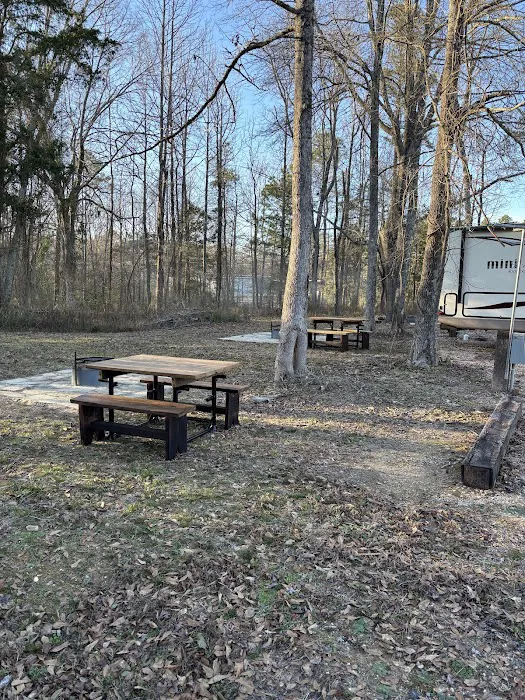 Golden Daze RV Park Picture 9