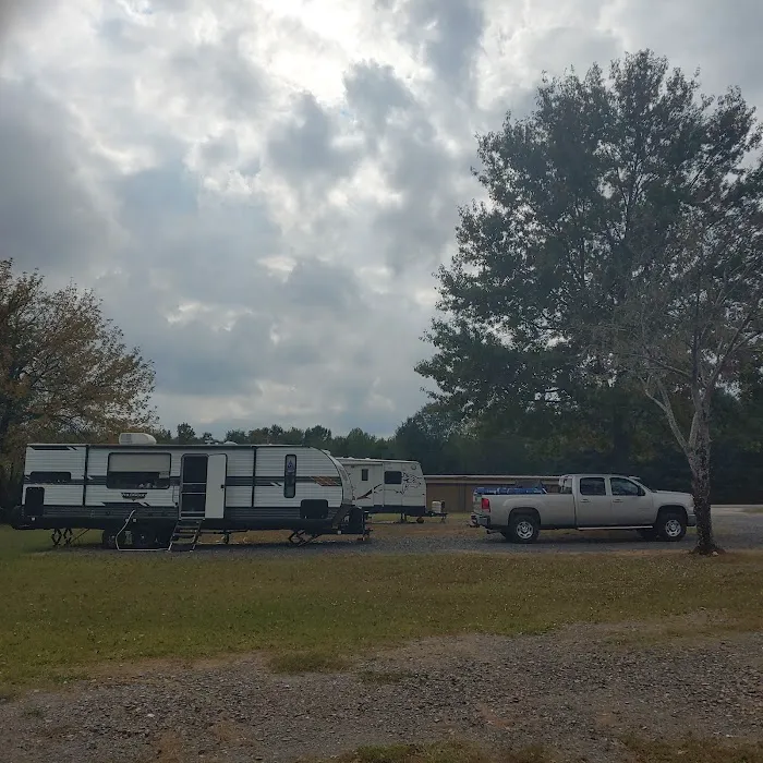 Southern R.V. Park Picture 3