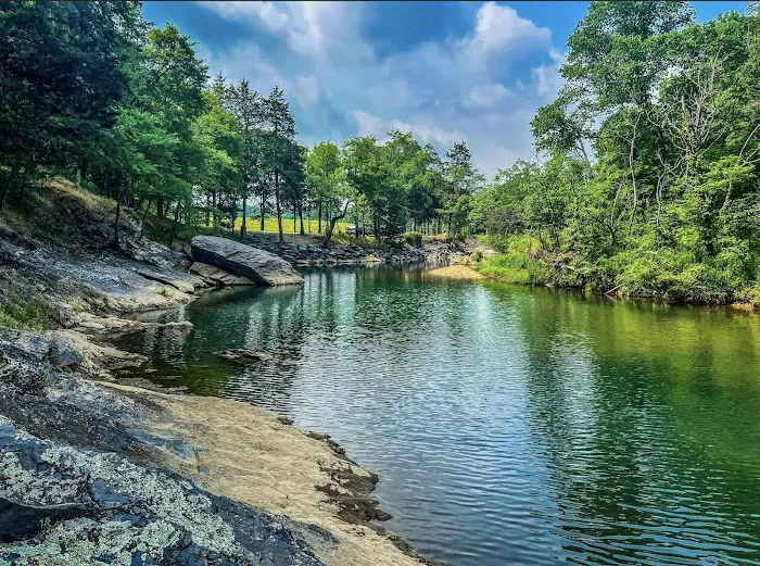 Mena Creekside RV Park Picture 10