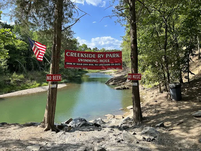 Mena Creekside RV Park Picture 7