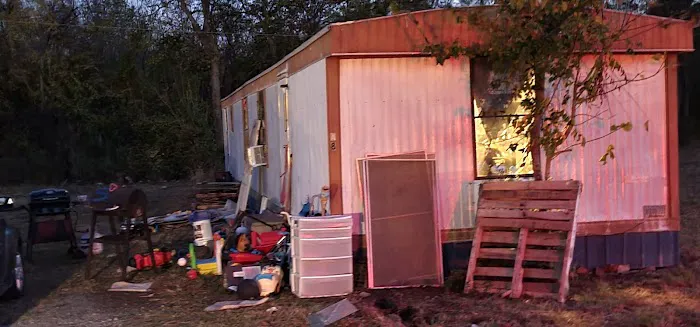 Old Town Mobile Home and RV Park Picture 6