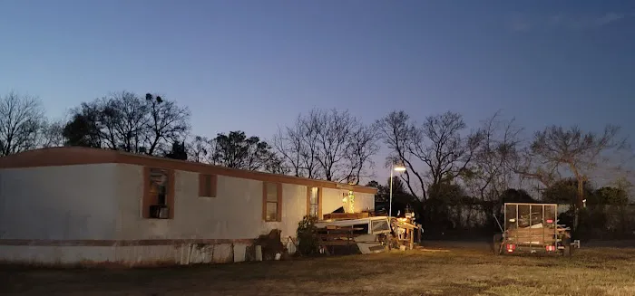Old Town Mobile Home and RV Park Picture 8