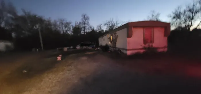 Old Town Mobile Home and RV Park Picture 7