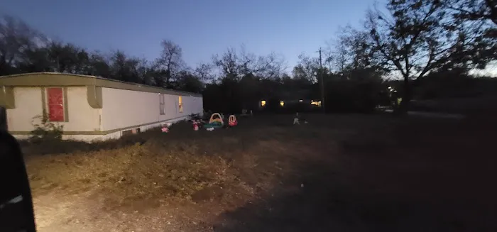 Old Town Mobile Home and RV Park Picture 2