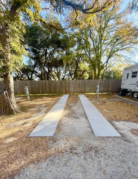 J's RV Park Picture 8