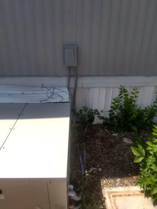 Yellow Rose Estates Picture 2