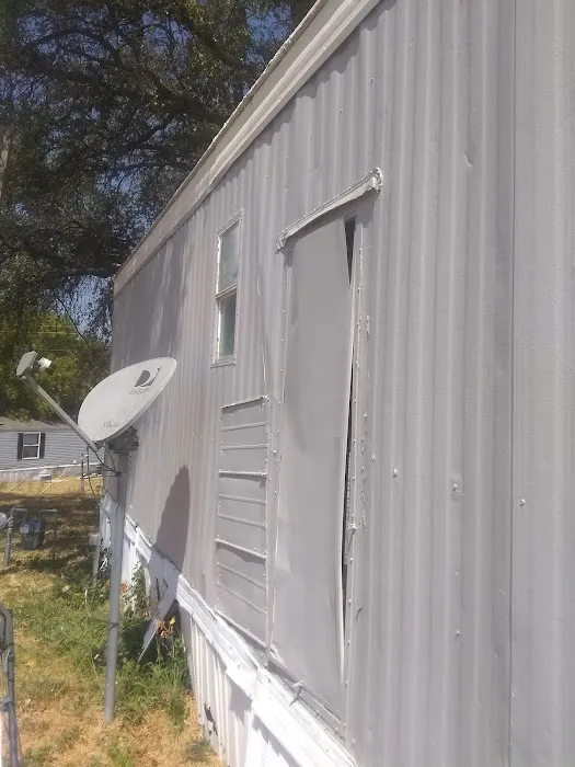 Yellow Rose Estates Picture 7