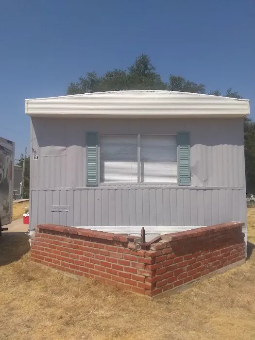 Yellow Rose Estates Picture 6