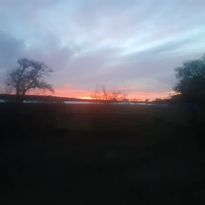 Two Sisters RV Park Picture 4