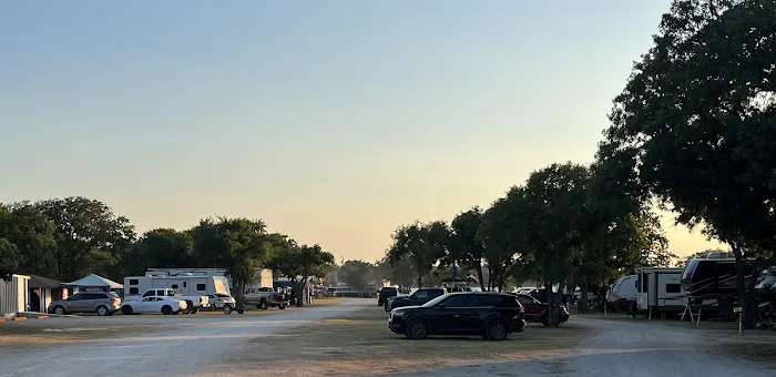 Sandy Beach RV Park Picture 9