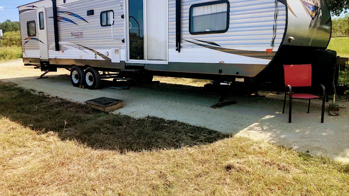 Roadrunner Rv Park & Storage Picture 4