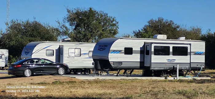 LBJ Property Rental R.V. Park Picture 1